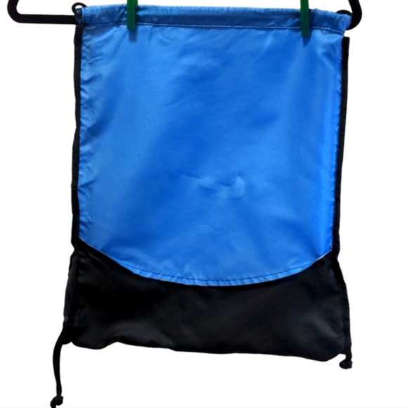 Nike Brasilia Drawstring Gymsack - Picture 6 of 7